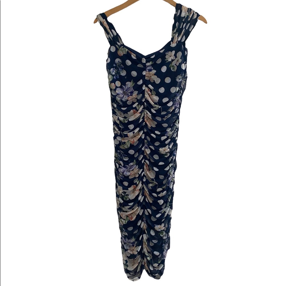 Alexia Admore dress size 4. floral print with beautiful colors . New with tag